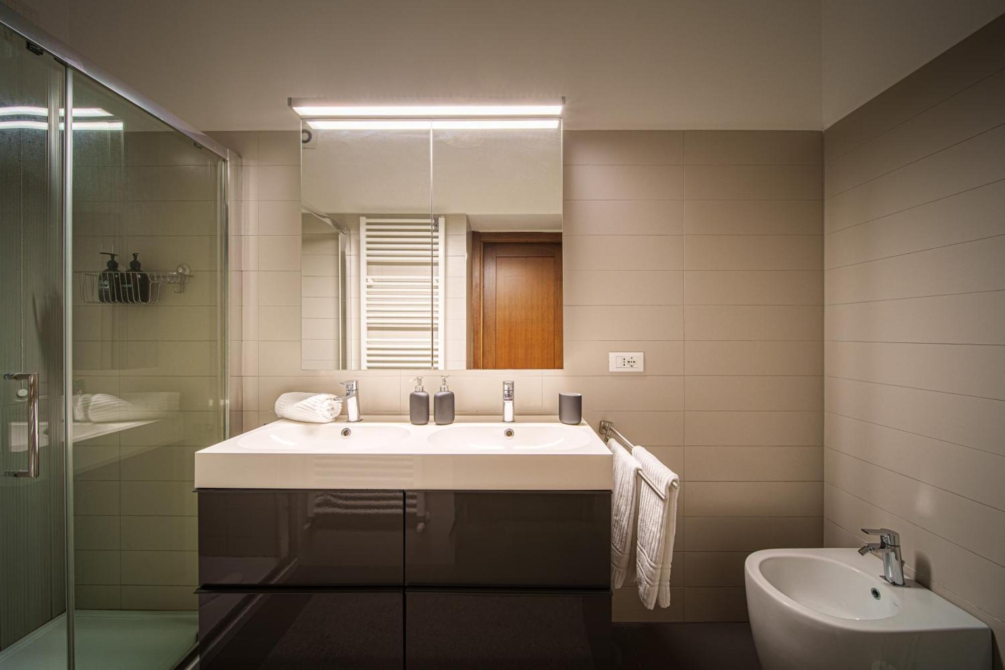 Accomodo Miq41 Quadrivano Centrale Milano Exteriör bild